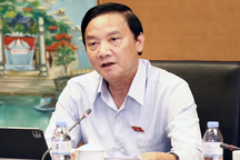 Tài nguyên nước là ngành kinh tế thu lãi lớn, không để nước "rẻ như cho"