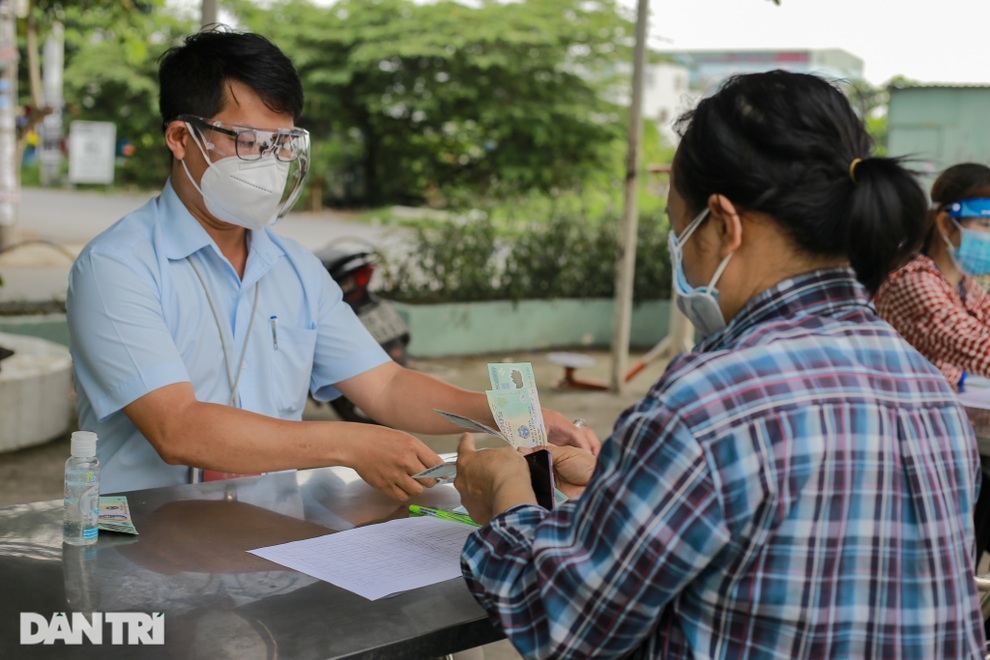 Một triệu túi an sinh - cầu nối yêu thương tới người dân gặp khó khăn - 7 Một triệu túi an sinh - cầu nối yêu thương tới người dân gặp khó khăn - 7