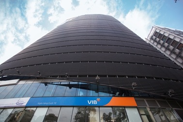 VIB: Tăng trưởng tín dụng 24,7%, nợ xấu giảm mạnh trong năm 2016