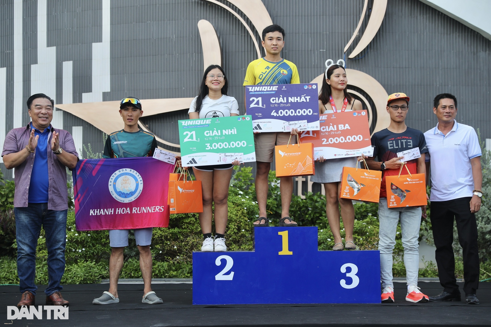 Nhà vô địch ở Unique Nha Trang H-Marathon 2024 - 8 Nhà vô địch ở Unique Nha Trang H-Marathon 2024 - 8