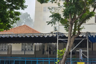 Cháy tại lớp mẫu giáo ở TPHCM, hàng trăm học sinh được sơ tán