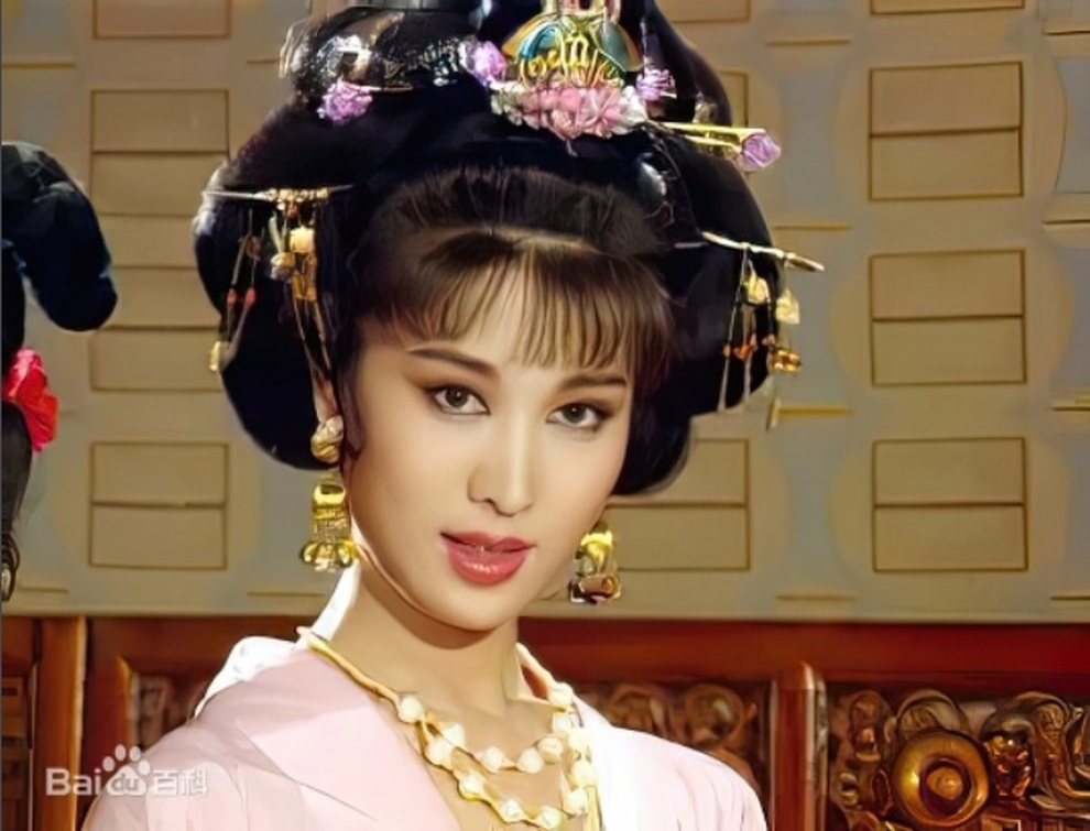 Nữ diễn viên Trịnh Sảng 55 tuổi khổ vì... nữ diễn viên Trịnh Sảng 30 tuổi - 4 Nữ diễn viên Trịnh Sảng 55 tuổi khổ vì... nữ diễn viên Trịnh Sảng 30 tuổi - 4