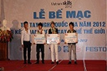 Kella với hội thi tay nghề trẻ Quốc gia năm 2012