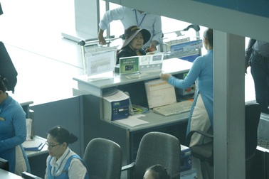 Mẹ Minh Béo bí mật sang Mỹ thăm con trai