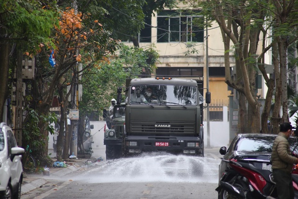 Trước ngưỡng đại dịch Covid-19, bộc lộ muôn mặt của xã hội - 1 Trước ngưỡng đại dịch Covid-19, bộc lộ muôn mặt của xã hội - 1
