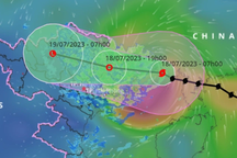 Bão Talim đổ bộ Trung Quốc, cách Móng Cái 60km
