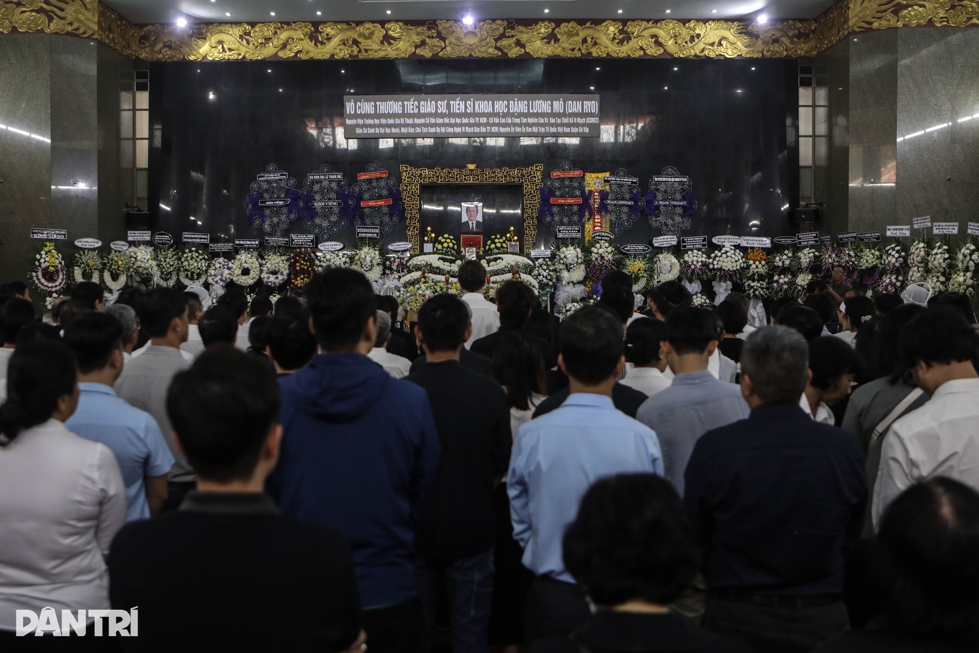 Lễ viếng GS.TS Đặng Lương Mô - nhà khoa học tiêu biểu của thế giới - 2 Lễ viếng GS.TS Đặng Lương Mô - nhà khoa học tiêu biểu của thế giới - 2