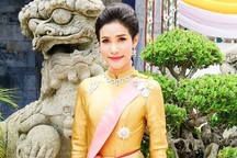 Quốc vương Thái Lan có thể đã ân xá cho hoàng quý phi sau 1 năm phế truất