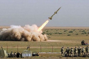 Israel sơ tán cả thành phố nếu bị tấn công bằng tên lửa 