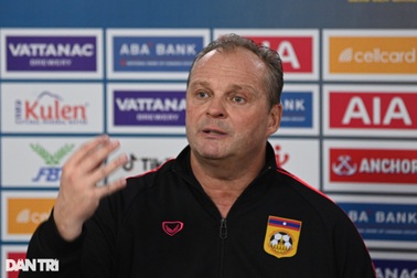 HLV U22 Lào: "HLV Troussier phải vượt qua cái bóng quá lớn của ông Park"