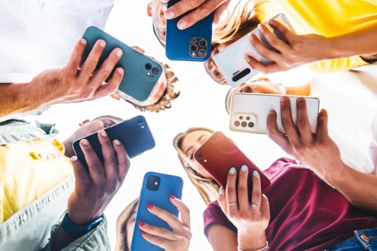 Gen Z tiêu tiền thế nào, hiểu để marketing cho đúng