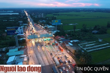 Công an phản bác việc “xử” tài xế đưa tiền lẻ qua trạm BOT Cai Lậy