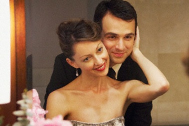 Đàn bà cả tin vào những hẹn thề 