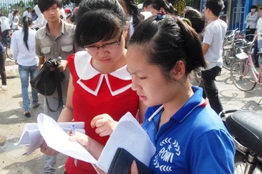 Đề Hóa dễ, đề Tiếng Anh khá dài