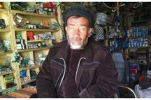 48 tuổi, mất thị lực vẫn quyết tâm lập nghiệp và thành tỷ phú