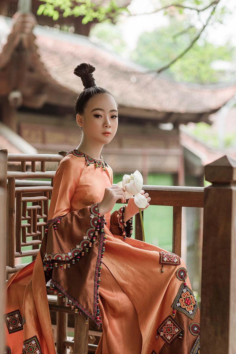 Bé gái Hà Nội xinh xắn, sở hữu thần thái chuẩn người mẫu - 3 Bé gái Hà Nội xinh xắn, sở hữu thần thái chuẩn người mẫu - 3