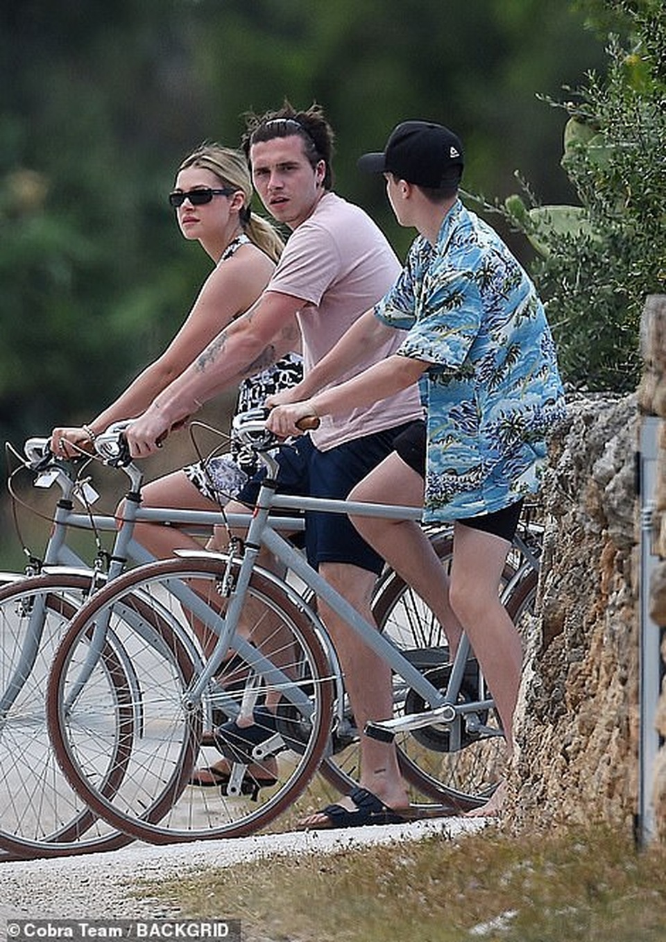 Gia đình Beckham đi nghỉ mát ở Italia - 4 Gia đình Beckham đi nghỉ mát ở Italia - 4