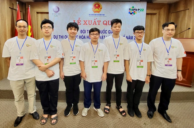 Trường chuyên: Kiêu hãnh và định kiến - 2 Trường chuyên: Kiêu hãnh và định kiến - 2