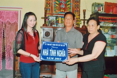 Ban giám đốc “lương khủng”, chủ sở hữu không hay