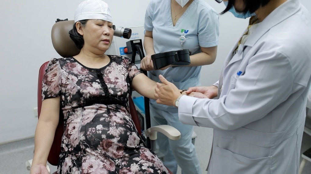 Hóa giải cơn đau thần kinh kháng trị bằng liệu pháp rTMS - 2 Hóa giải cơn đau thần kinh kháng trị bằng liệu pháp rTMS - 2