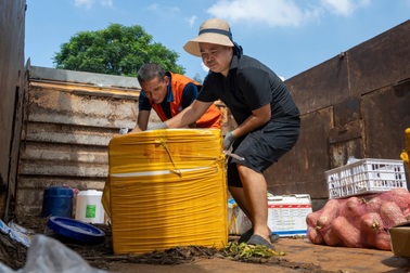 Đường sắt Việt Nam miễn phí chở hàng cứu trợ vùng bão lũ