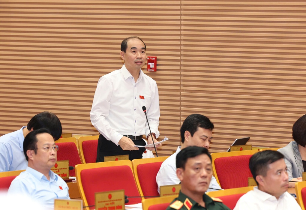 Giám đốc Công an Hà Nội kiểm tra, người dân La Phù nộp nhiều bánh kẹo - 1 Giám đốc Công an Hà Nội kiểm tra, người dân La Phù nộp nhiều bánh kẹo