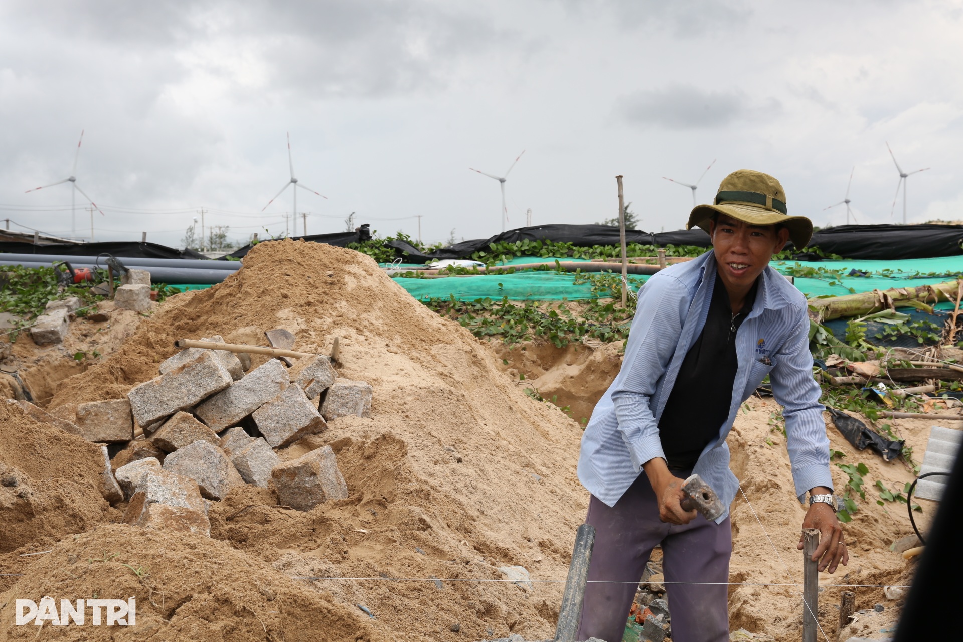 Người dân nhộn nhịp xây nhà, đầu tư vùng quy hoạch nhà máy điện hạt nhân - 6