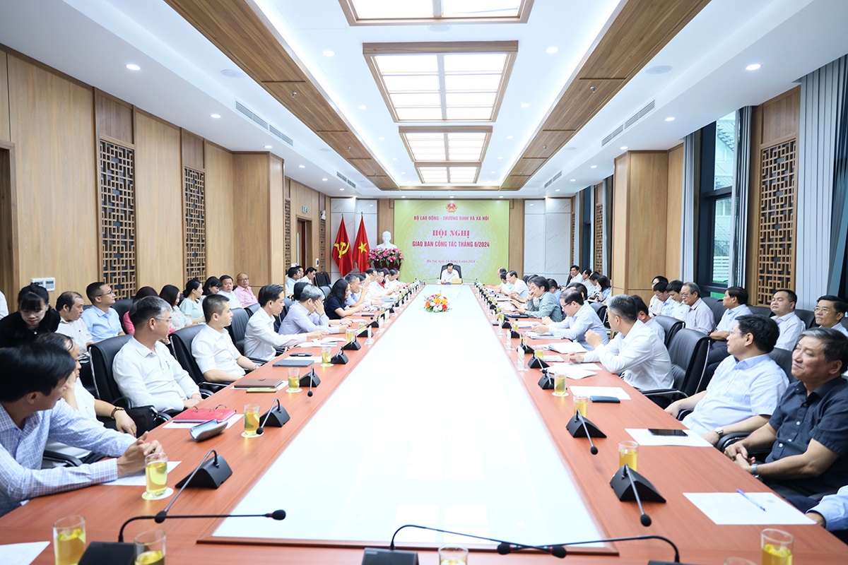 toàn cảnh.jpg toàn cảnh.jpg