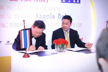 Khai trương phòng khám đạt chuẩn bệnh viện phẫu thuật thẩm mỹ đầu tiên tại Việt Nam