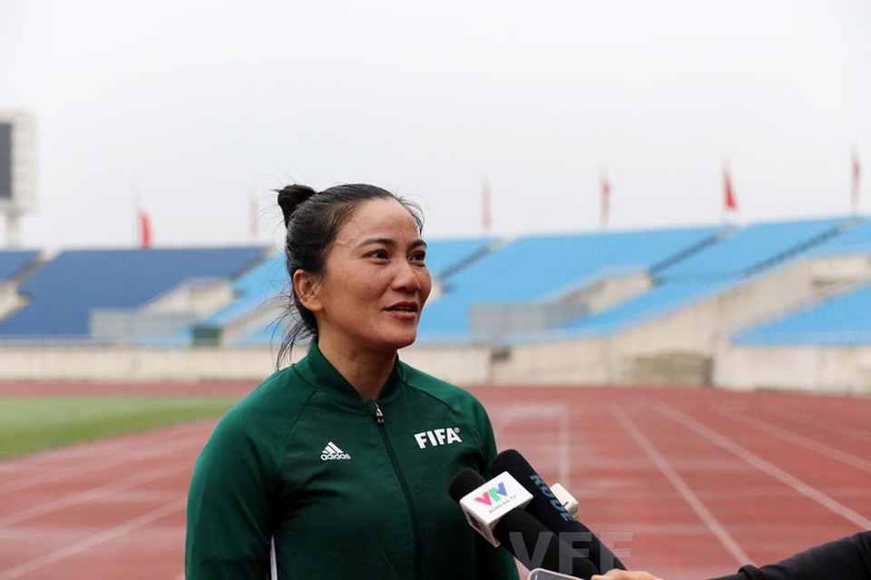 Trọng tài nữ Việt Nam có cơ hội làm nhiệm vụ ở giải vô địch quốc gia nam - 2 Trọng tài nữ Việt Nam có cơ hội làm nhiệm vụ ở giải vô địch quốc gia nam - 2