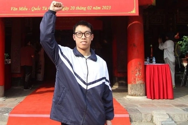 Nam sinh Hà Nội học trường 28 điểm đầu vào hai lần đạt giải quốc gia vật lý