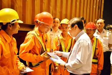 TPHCM xuất chuyến hàng đầu năm mới