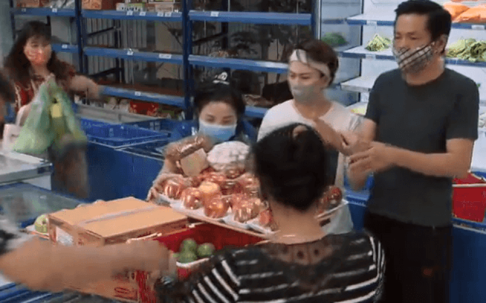 “Về nhà đi con” phiên bản Covid-19 lại gây tranh cãi vì thiếu điểm nhấn - 2 “Về nhà đi con” phiên bản Covid-19 lại gây tranh cãi vì thiếu điểm nhấn - 2