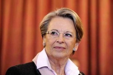 Ngoại trưởng Pháp mất chức vì Tunisia