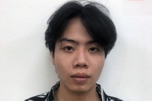 Thiếu nữ đang ngủ trong phòng trọ bị gã hàng xóm mò sang hiếp dâm