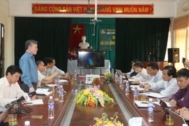 Vụ vỡ bể lắng chất thải quặng: Hành lang thoát lũ đắp bằng... đất!