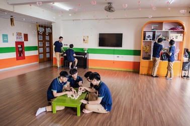 “Hot mom” Phan Hồ Điệp: “Mình biết ơn trường nội trú đã nuôi nấng Nam”