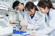 Bệ phóng thực tiễn từ mô hình đại học trong hệ sinh thái đổi mới