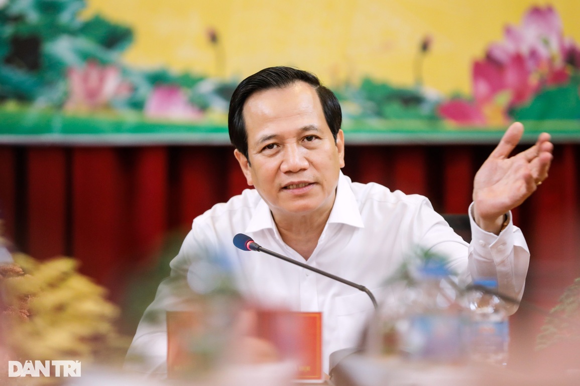 Hãy chăm sóc trẻ em khuyết tật bằng tình thương của cha mẹ - 3 Hãy chăm sóc trẻ em khuyết tật bằng tình thương của cha mẹ - 3