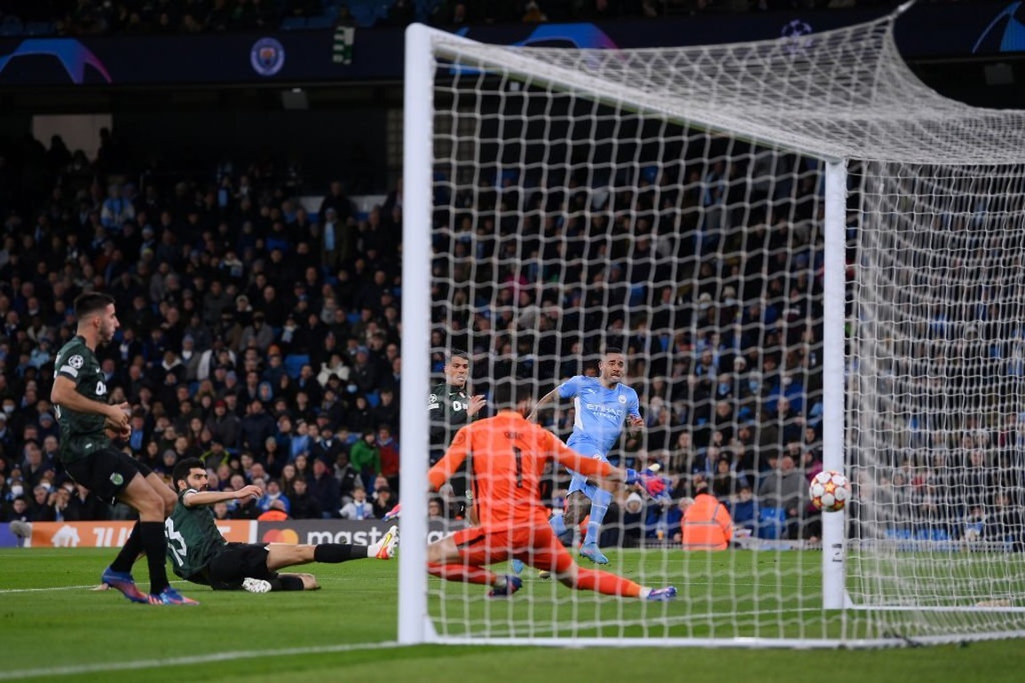 VAR quay lưng, Man City tuột chiến thắng trước Sporting Lisbon - 2 VAR quay lưng, Man City tuột chiến thắng trước Sporting Lisbon - 2
