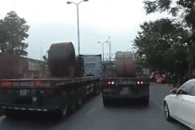 Xe container chở thép cuộn: Cảnh hung thần xa lộ còn tiếp diễn đến bao giờ?