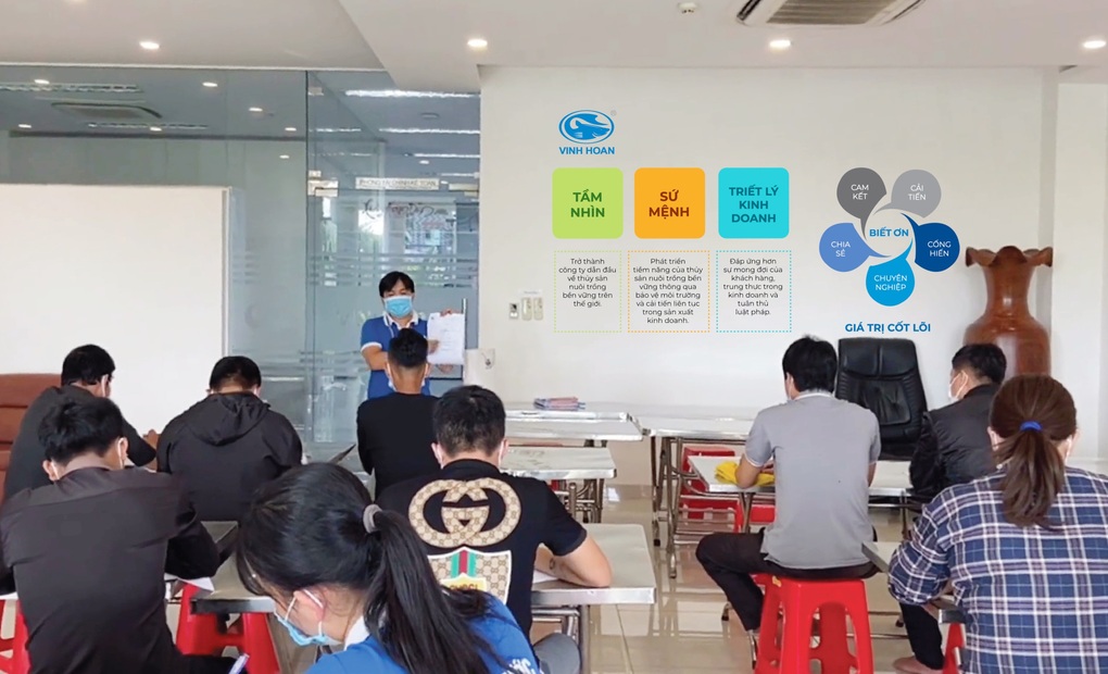 Lương thưởng tốt, nhiều lao động chuyển hướng về miền Tây - 1 Lương thưởng tốt, nhiều lao động chuyển hướng về miền Tây - 1