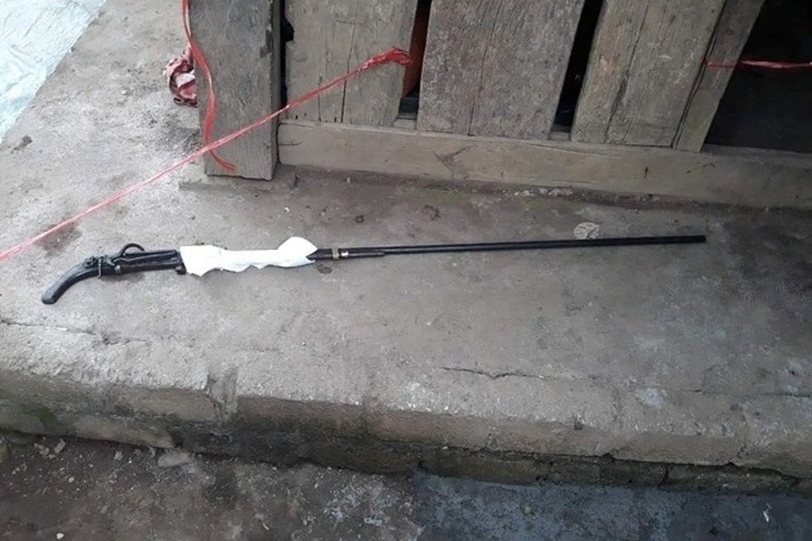 Chồng dùng súng bắn chết vợ nghi do mâu thuẫn tình cảm - 1 Chồng dùng súng bắn chết vợ nghi do mâu thuẫn tình cảm - 1