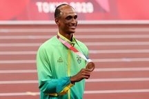 Câu chuyện cảm động về VĐV gương mặt sẹo, giành huy chương Olympic