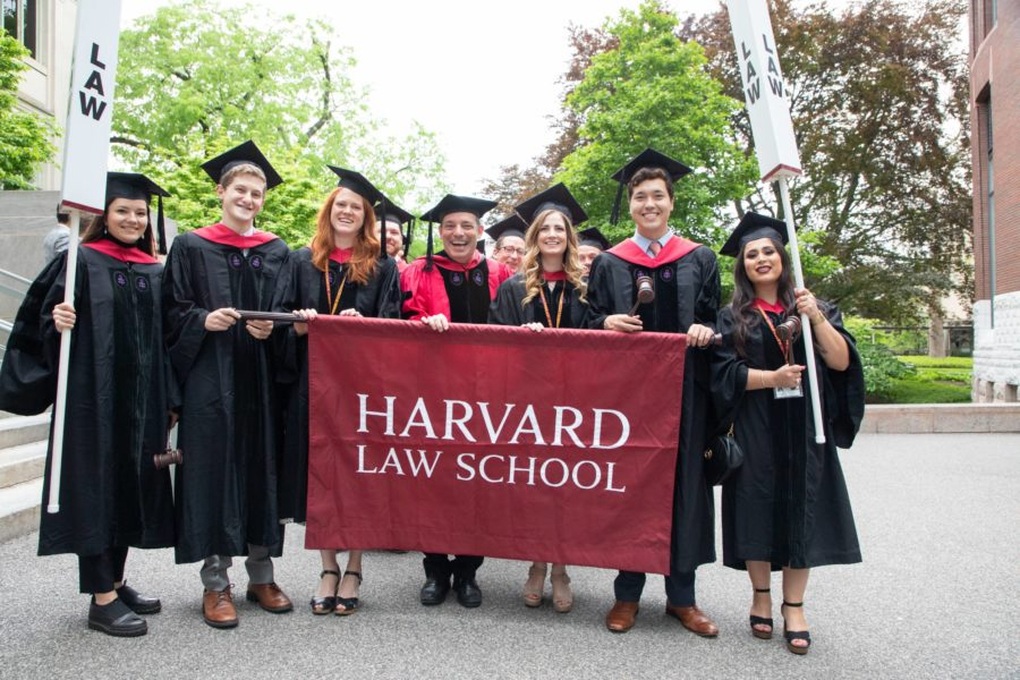 Vì sao Trường Luật Harvard tẩy chay bảng xếp hạng đại học nổi tiếng? - 1 Vì sao Trường Luật Harvard tẩy chay bảng xếp hạng đại học nổi tiếng? - 1