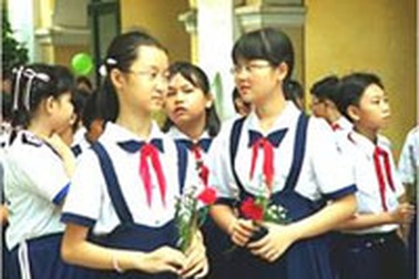 Quanh chuyện đồng phục nữ sinh