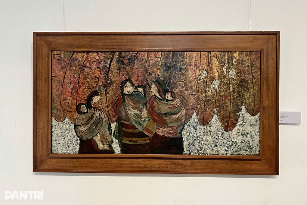 Họa sĩ Hồ Thị Xuân Thu mang tình yêu Tây Nguyên vào 65 bức tranh sơn mài - 1