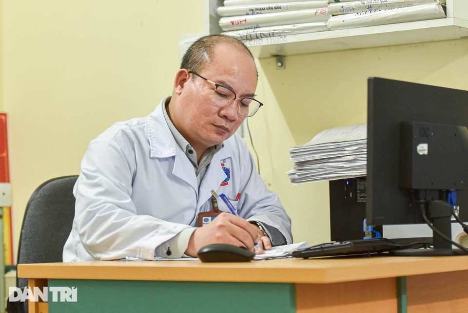 Nhiệm vụ đặc biệt của bác sĩ 23 năm cứu chữa bệnh nhân ung thư - 5 Nhiệm vụ đặc biệt của bác sĩ 23 năm cứu chữa bệnh nhân ung thư - 5