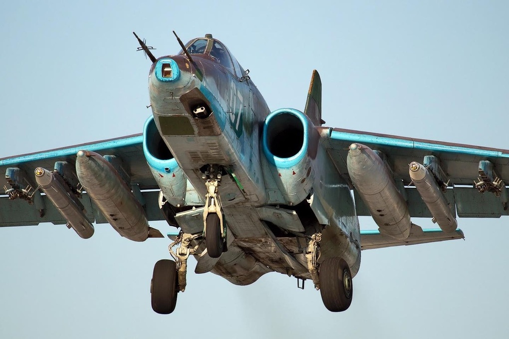 Đằng sau tuyên bố của Ukraine bắn rơi 7 cường kích Su-25 Nga trong 1 tháng - 1 Đằng sau tuyên bố của Ukraine bắn rơi 7 cường kích Su-25 Nga trong 1 tháng - 1