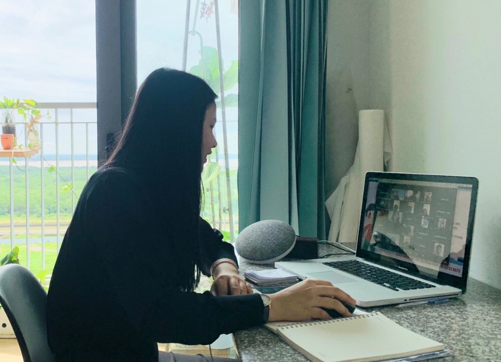 Ngày đầu học online, thầy trò ở TPHCM bị treo liên tục - 3